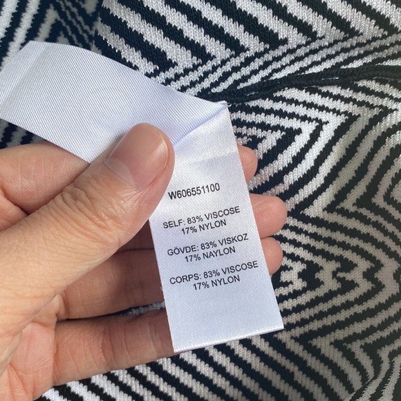 Free with 100 purchase- opening ceremony black white stretch dress - Picture 8 of 8